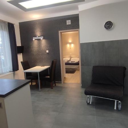 Belvarosi Apartman Pecs Exterior photo