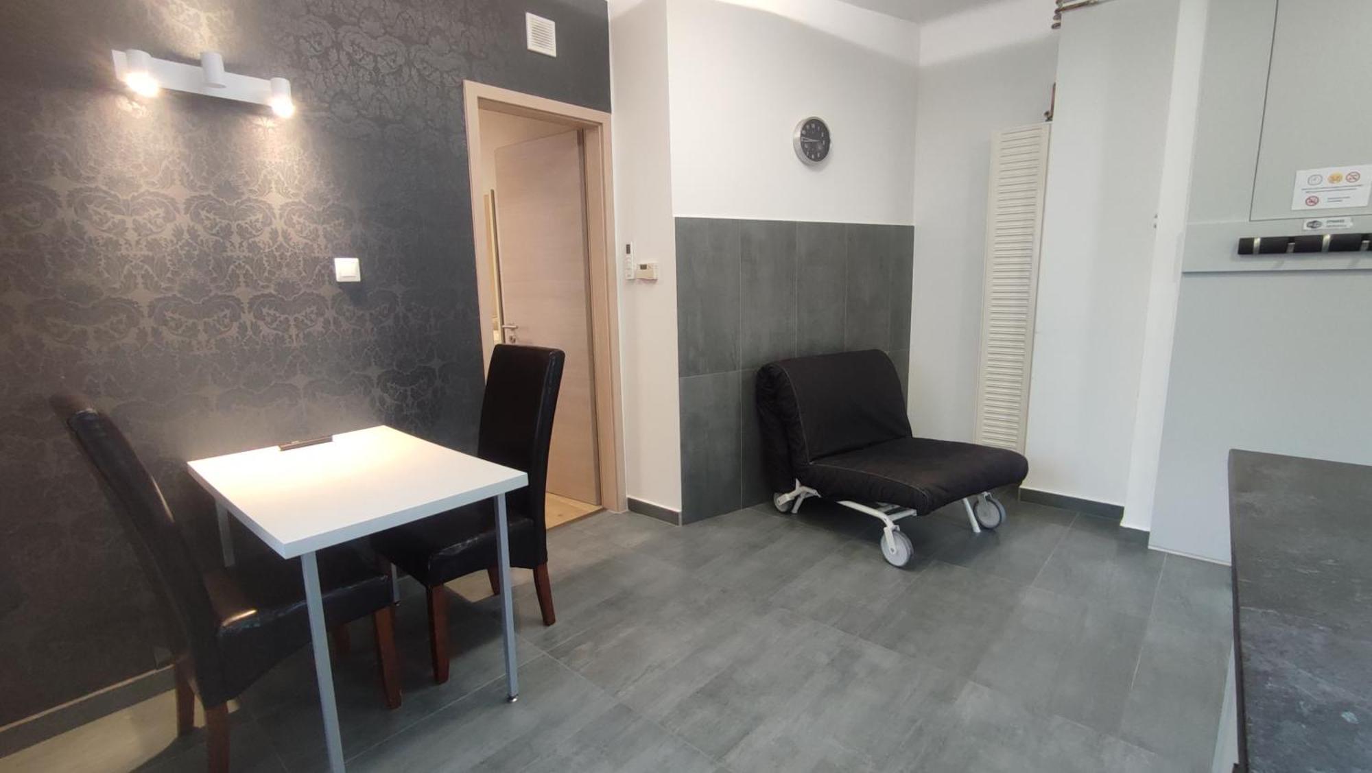 Belvarosi Apartman Pecs Exterior photo